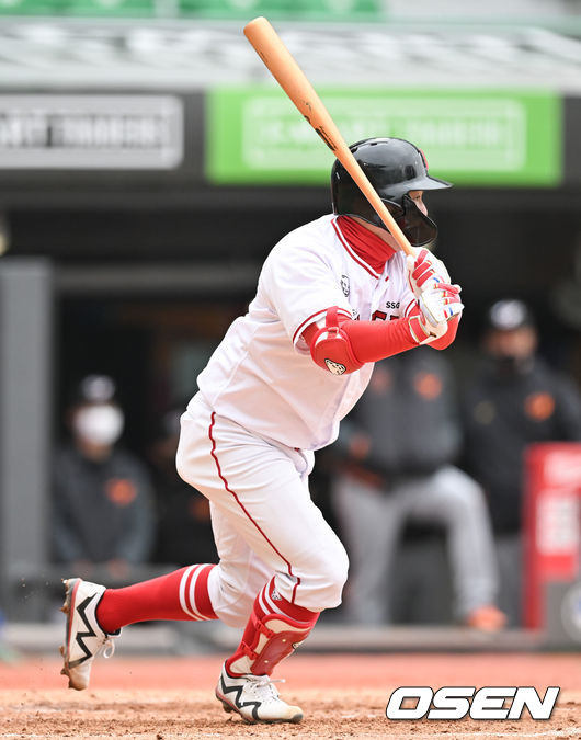 SSG 내야수 최주환. / OSEN DB