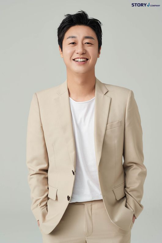 스토리제이컴퍼니 제공