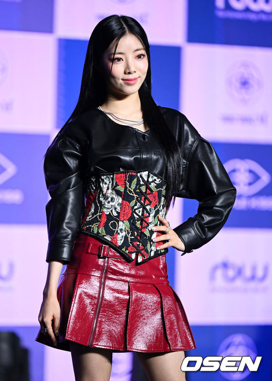 나고은이 포토타임을 하고 있다. 2022.04.06 /jpnews@osen.co.kr