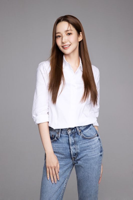 후크엔터테인먼트 제공