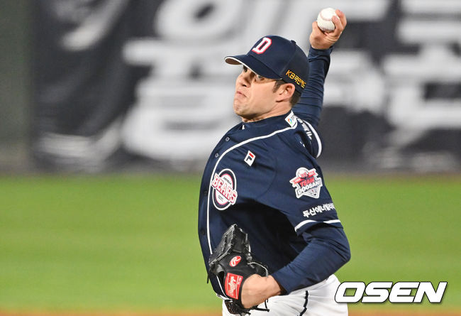 두산 베어스 선발투수 스탁이 역투하고 있다. 2022.04.08 / foto0307@osen.co.kr