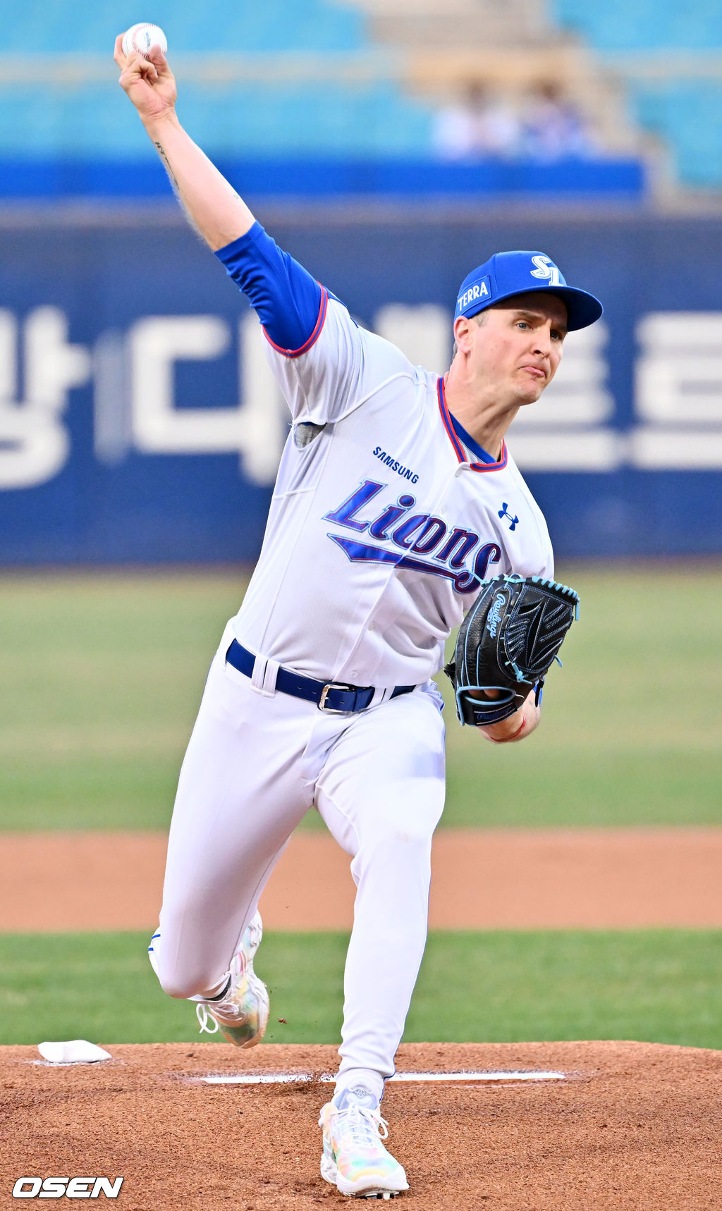 삼성 선발 뷰캐넌이 마운드 위에서 힘차게 공을 뿌리고 있다. 2022.04.08 /rumi@osen.co.kr