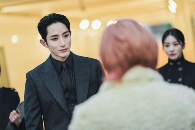 '내일' 제공