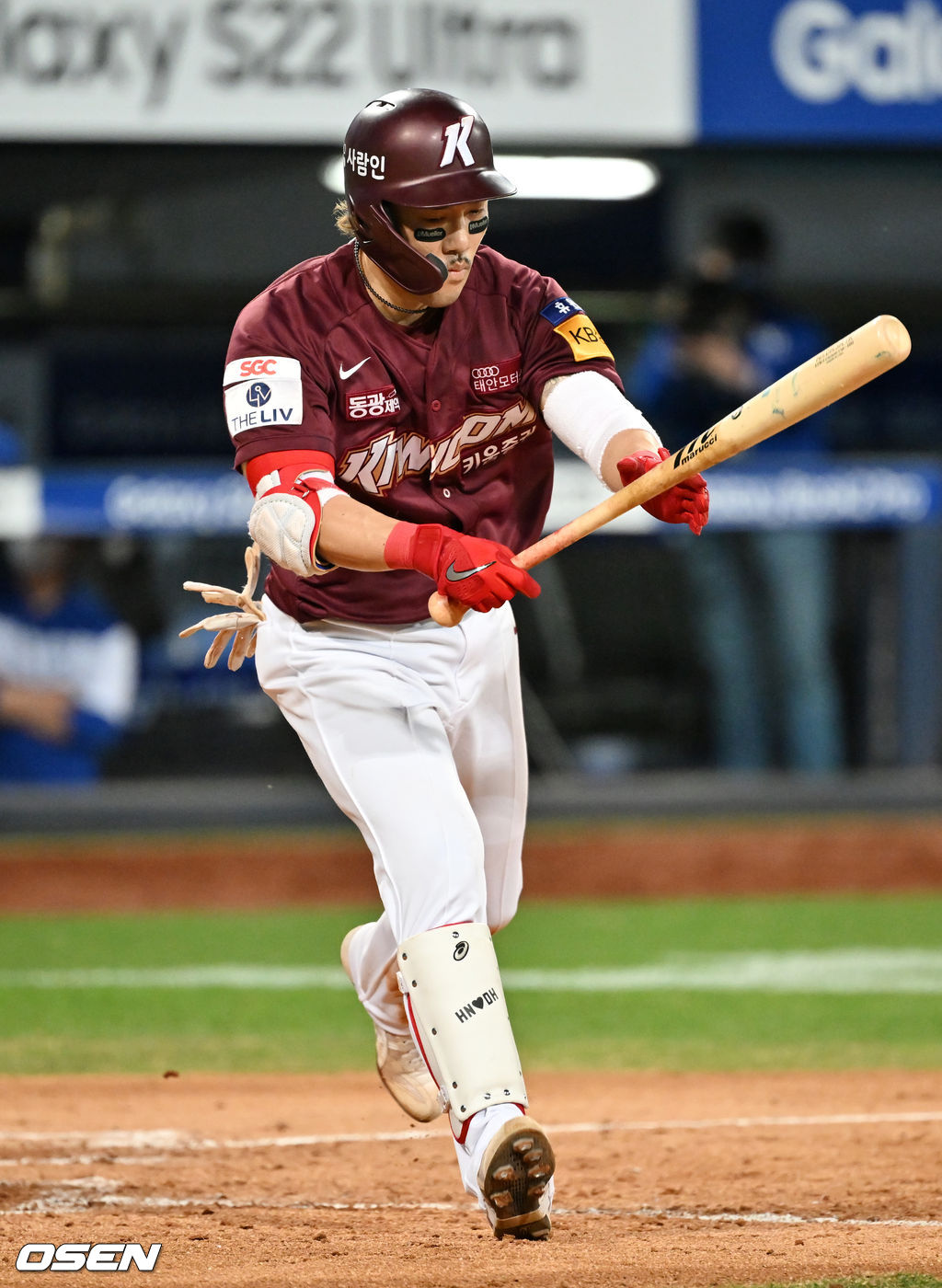 8회초 1사 키움 이용규가 삼성 이승현의 공을 계속 커트 해내고 있다. 결국 이용규는 19구 승부 끝에 볼넷을 얻어내며 출루했다. 2022.04.09 /rumi@osen.co.kr