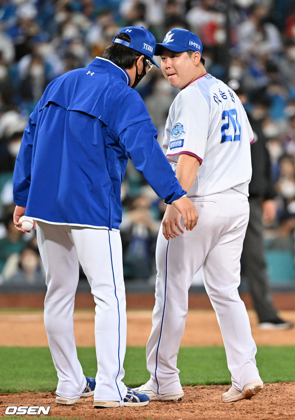 8회초 1사 키움 이용규와 19구 승부 끝에 볼넷을 내준 삼성 이승현이 교체되고 있다. 2022.04.09 /rumi@osen.co.kr