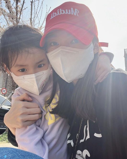 차예련♥︎주상욱, 5살 딸 인아 최초 공개..엄마아빠 닮아 벌써 미녀