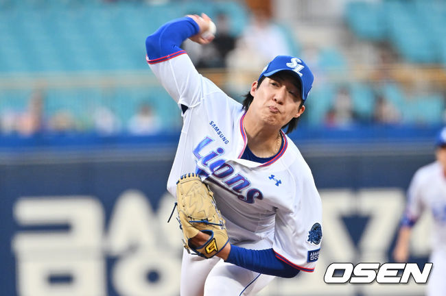 삼성 라이온즈 선발투수 원태인이 역투하고 있다. 2022.04.12 / foto0307@osen.co.kr