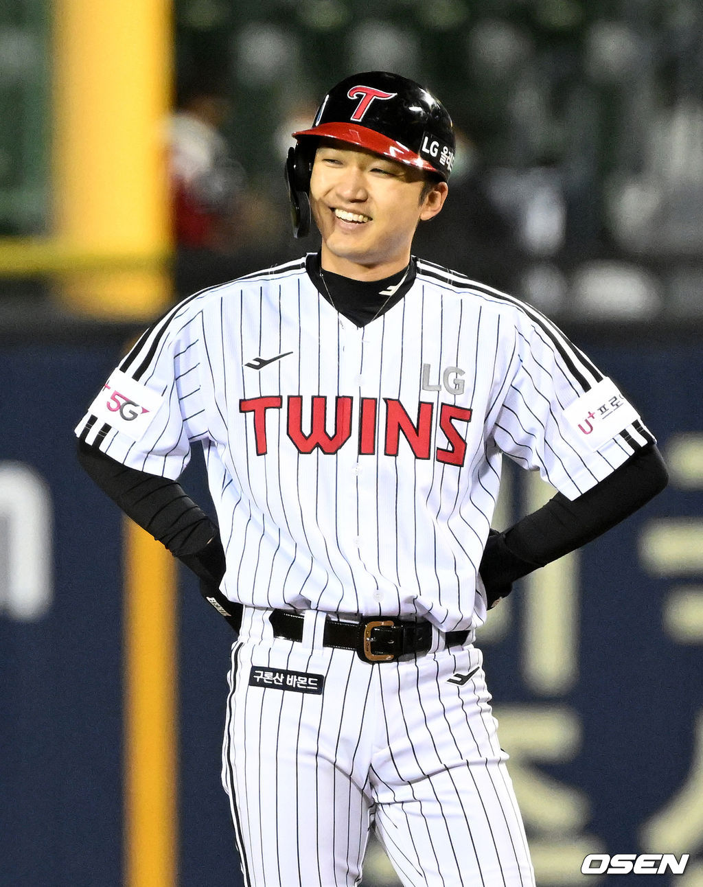 6회말 2사 1,2루에서 LG 박해민이 동점 1타점 적시타를 날리고 기뻐하고 있다. 2022.04.13 /jpnews@osen.co.kr