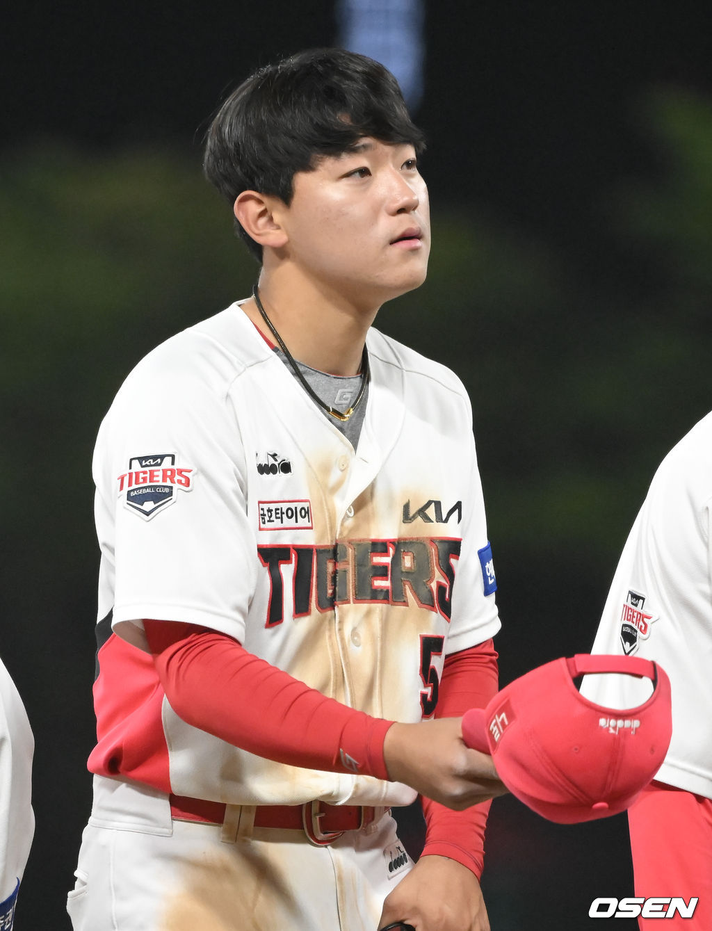 경기종료후 KIA 김도영이 팬들에게 인사를 하고 있다.  2022.04.19 / soul1014@osen.co.kr