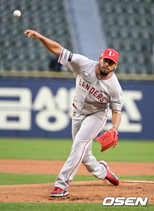 SSG 랜더스 외국인 투수 윌머 폰트. /OSEN DB
