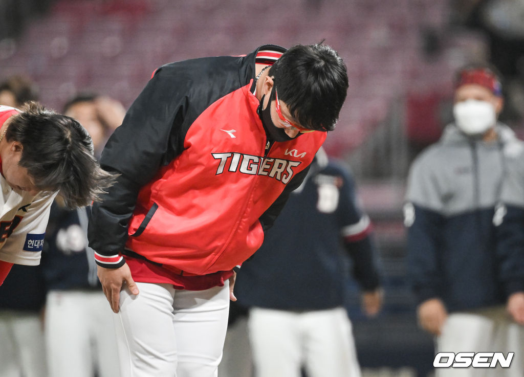 경기종료 후 첫승을 놓친 KIA 양현종이 아쉬워하고 있다. 2022.04.20 / soul1014@osen.co.kr