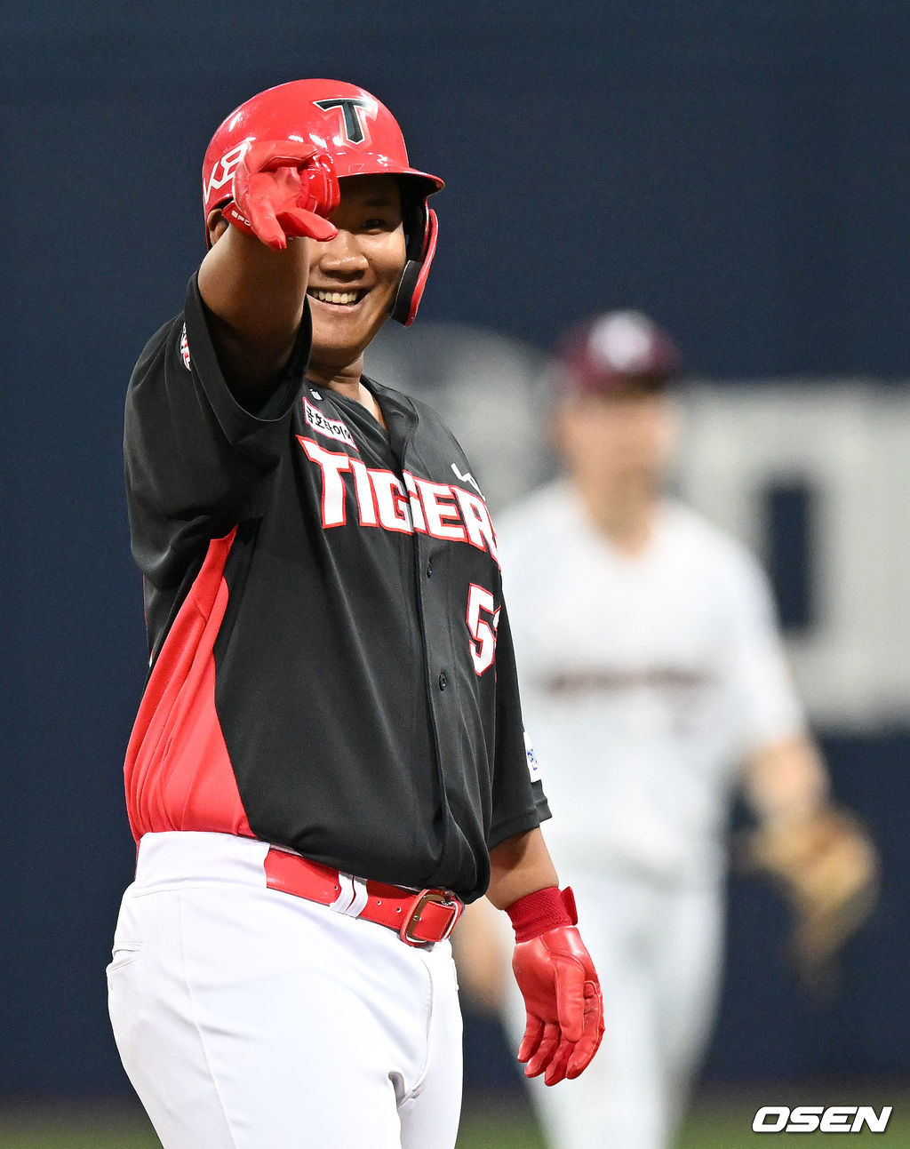 4회초 무사 1루 상황 KIA 황대인이 오른쪽 2루타를 날리고 2루에 안착해 세리머니를 하고 있다. 2022.04.22 / dreamer@osen.co.kr