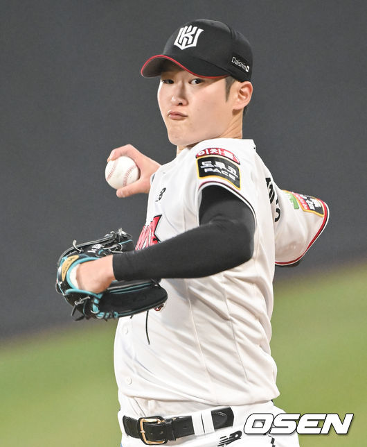 1회초 KT 배제성 선발투수가 역투하고 있다. 2022.04.22 / soul1014@osen.co.kr