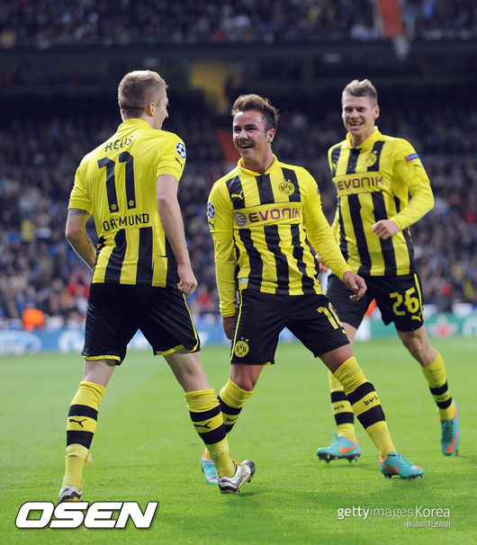 [사진] 2012-2013 시즌 도르트문트 챔스 홈 유니폼 / ⓒGettyimages(무단전재 및 재배포 금지)