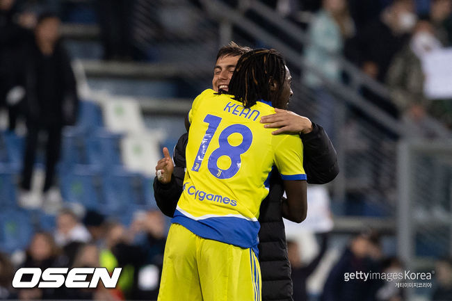 [사진] 득점을 터트린 킨과 디발라 ⓒGettyimages(무단전재 및 재배포 금지)