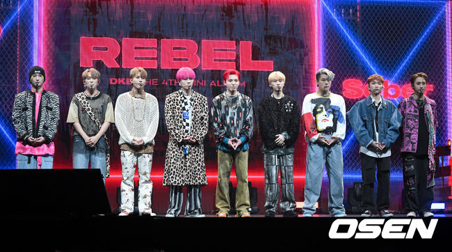 다크비가 인사를 하고 있다.  2022.04.27 / soul1014@osen.co.kr