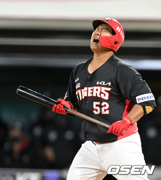 8회초 2사 1, 2루 상황 KIA 황대인이 파울을 치고 아쉬워하고 있다. 2022.04.27 / dreamer@osen.co.kr