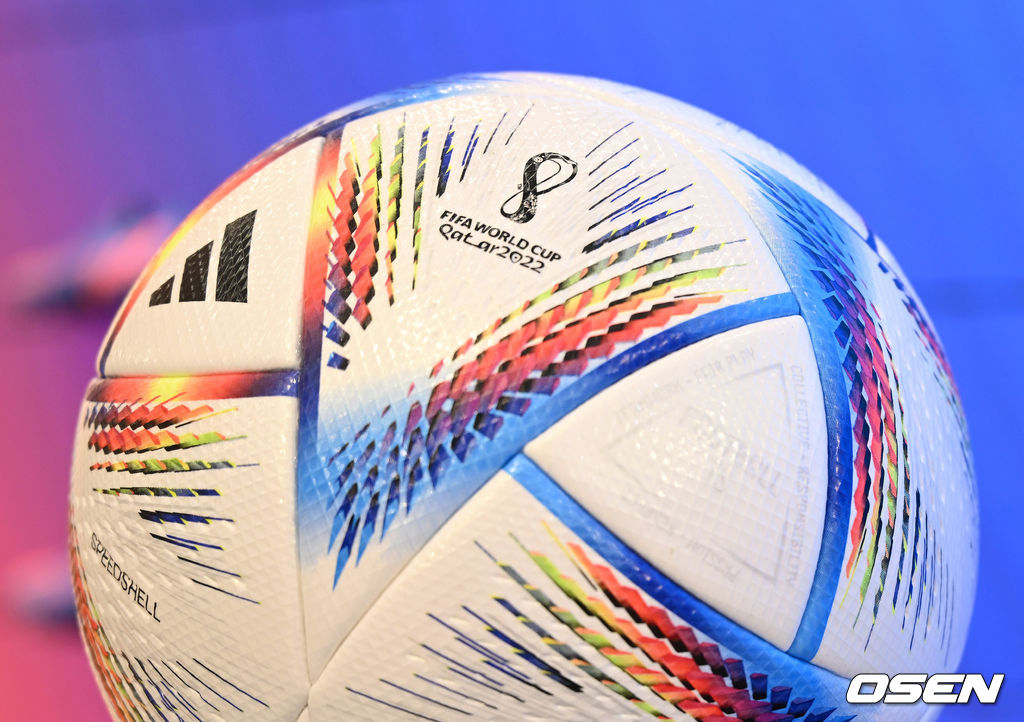 대한민국 축구 레전드 차범근 팀 차붐 이사장과 차두리 FC 서울 유스강화실장의 환영 속 서울서 공개된 '알 릴라' 2022.04.28 /sunday@osen.co.kr