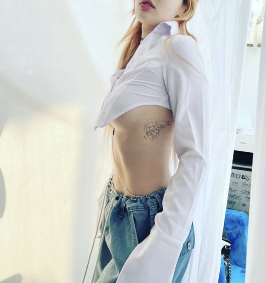 현아 SNS