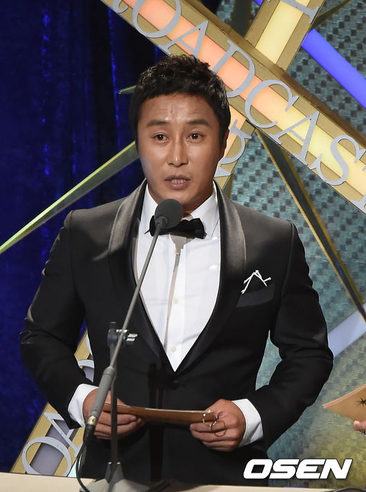[사진=OSEN 곽영래 기자] 코미디언 김병만이 '제42회 한국방송대상 시상식'에 참석했다. / youngrae@osen.co.kr