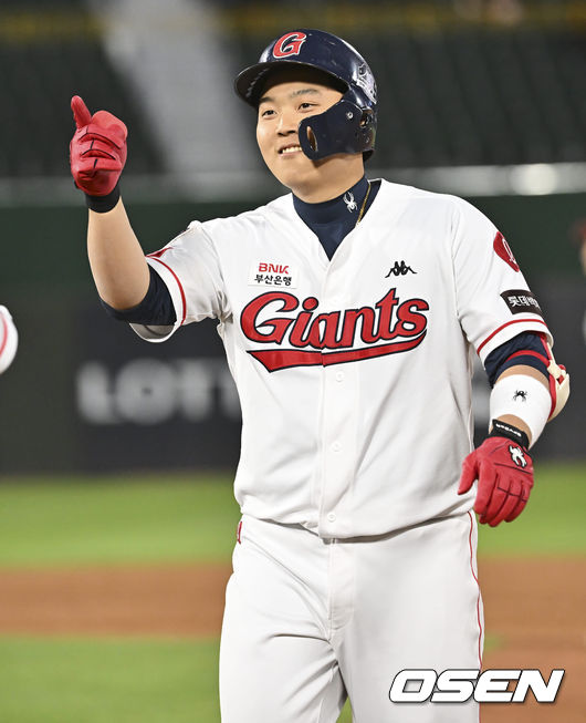 롯데 한동희 / OSEN DB