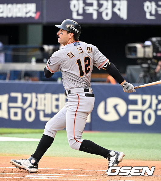 1회초 2사에서 한화 터크먼이 좌전안타를 날리고 있다. 2022.05.11 /jpnews@osen.co.kr