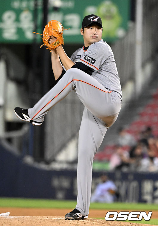 5회말 한화 이민우가 역투하고 있다. 2022.05.12 /jpnews@osen.co.kr