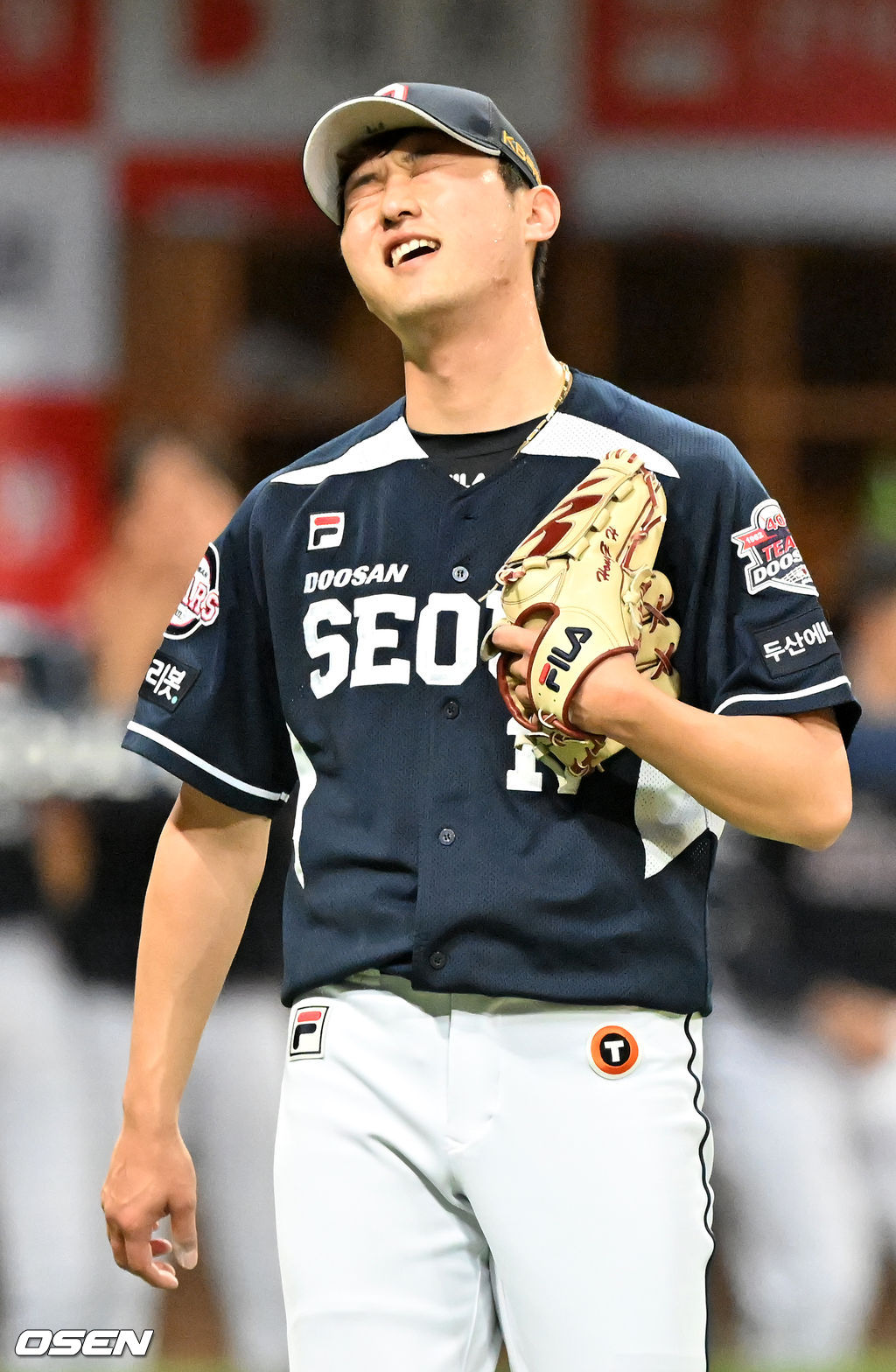 경기를 마치고 두산 홍건희가 기뻐하고 있다. 2022.05.12 /rumi@osen.co.kr