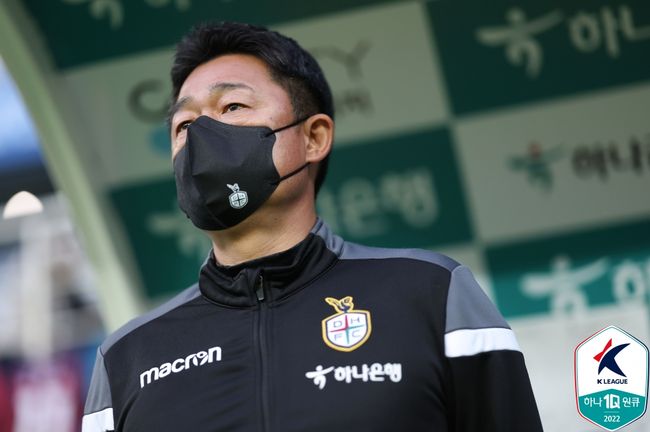 [사진] 이민성 감독 / 한국프로축구연맹 제공.
