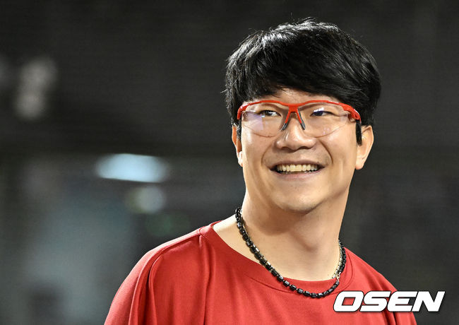 경기를 마치고 KIA 양현종이 승리에 미소짓고 있다. 2022.05.13 /jpnews@osen.co.kr