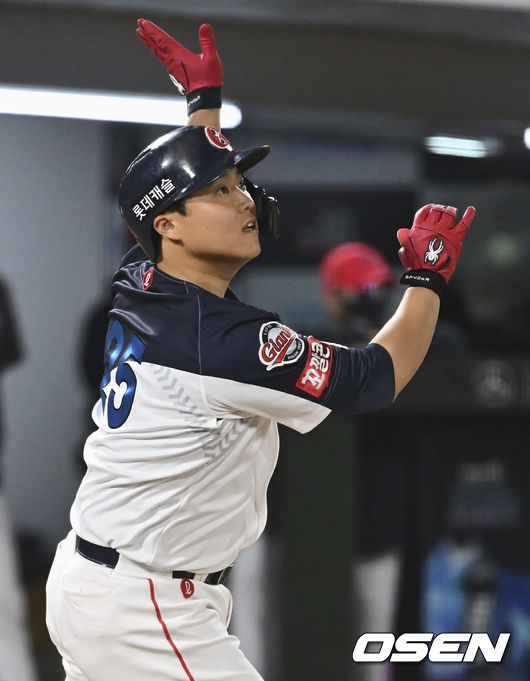 롯데 한동희 / OSEN DB