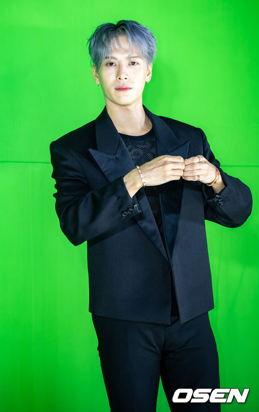갓세븐 잭슨이 무대 위에서 포토타임을 갖고 있다. 2022.05.23 /rumi@osen.co.kr