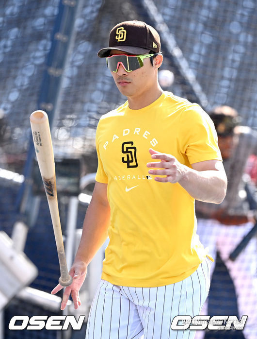 샌디에이고 김하성이 훈련을 마친 뒤 그라운드를 나서고 있다. 2022.05.28 /dreamer@osen.co.kr