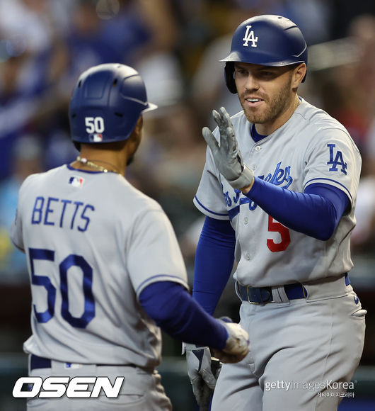 [사진] LA 다저스 무키 베츠와 프레디 프리먼. ⓒGettyimages(무단전재 및 재배포 금지)