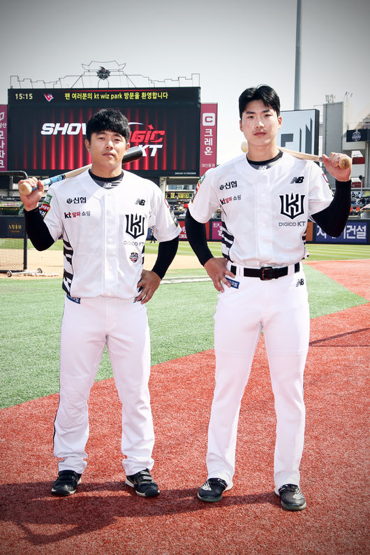 KT 조용호(좌)와 장준원 / KT 위즈 제공