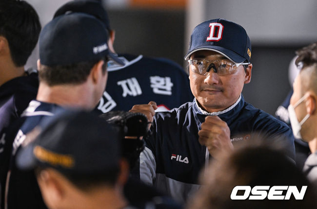 두산 정재훈 투수코치 / OSEN DB