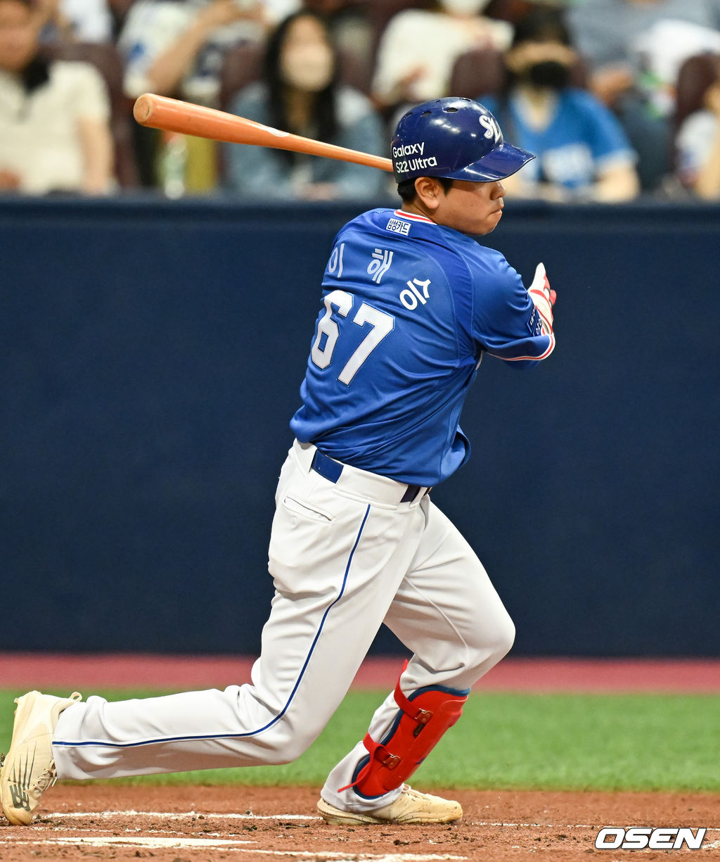 1일 오후 서울 고척스카이돔에서 ‘2022 신한은행 SOL KBO리그’ 키움 히어로즈와 삼성 라이온즈의 경기가 진행됐다.2회초 삼성 선두타자 이해승이 안타를 날리고 있다. 2022.06.01 / soul1014@osen.co.kr