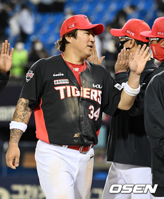 KIA 최형우 / OSEN DB