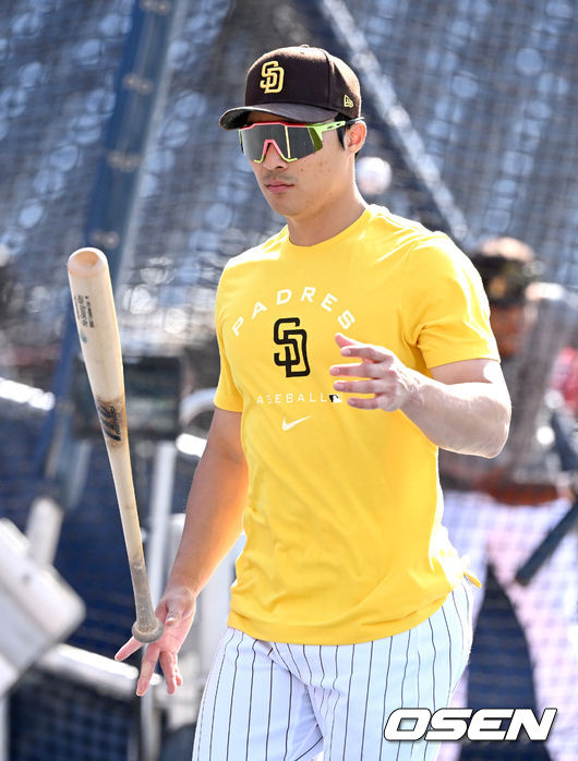 샌디에이고 김하성이 훈련을 마친 뒤 그라운드를 나서고 있다. 2022.05.28 /dreamer@osen.co.kr