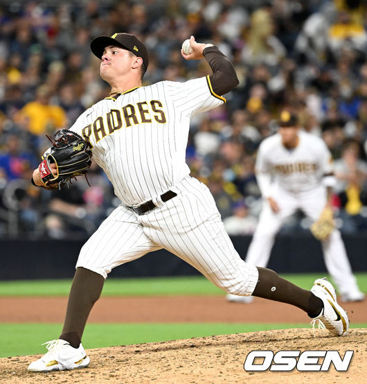 9회초 샌디에이고 투수 아드리안 모레혼이 힘차게 공을 뿌리고 있다. 2022.06.08 / dreamer@osen.co.kr