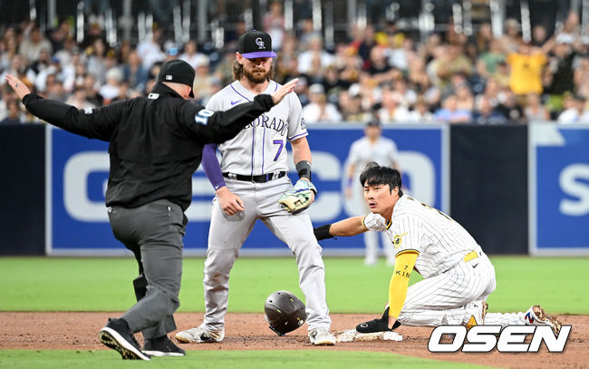 2회말 무사 1루 상황 샌디에이고 오스틴 놀라 타석 때 주자 김하성이 2루 도루에 성공하고 있다. 2022.06.12 / dreamer@osen.co.kr