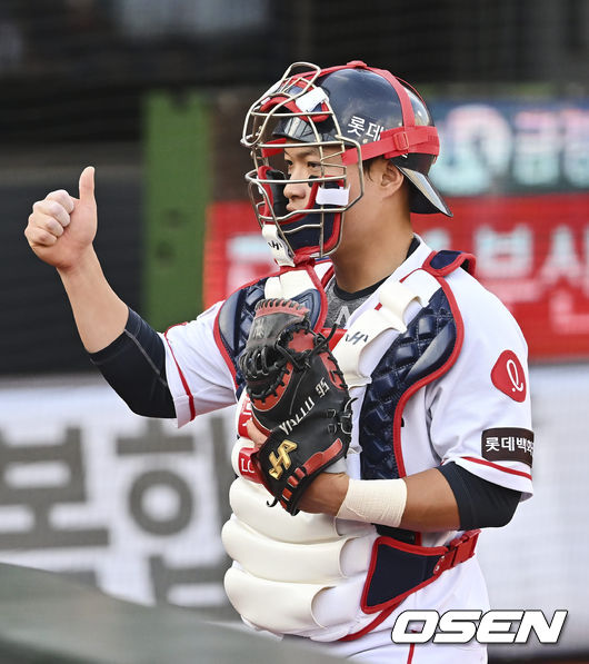 롯데 포수 안중열은 12일 퓨처스 LG전에서 좌익수로 투입이 됐다 /OSEN DB