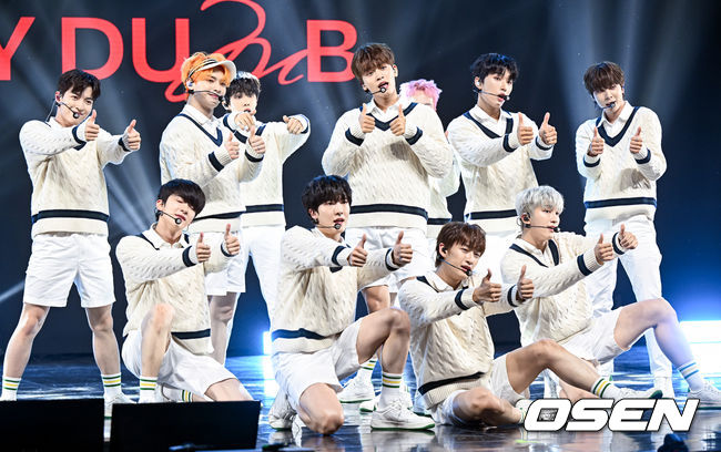 그룹 오메가엑스가 멋진 무대를 펼치고 있다. 2022.06.15 / soul1014@osen.co.kr