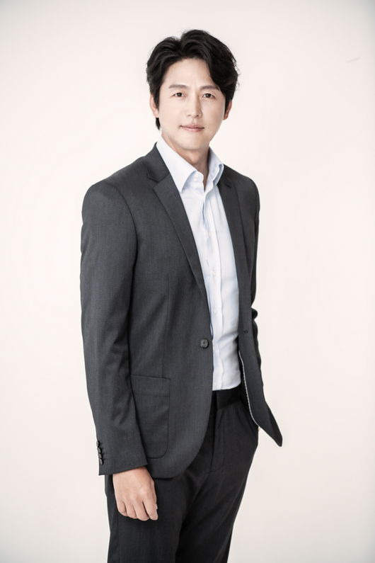 이미지나인컴즈 제공