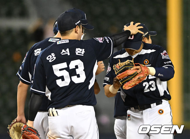 두산 베어스가 26일 잠실야구장에서 열리는 KIA 타이거즈와 정규시즌 맞대결에서 ‘6월 베어스데이’ 행사를 진행한다. / OSEN DB