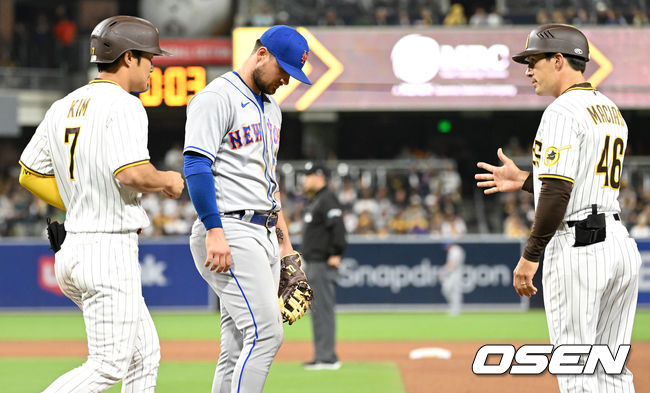 5회말 2사 주자 없는 상황 샌디에이고 김하성이 볼넷으로 출루하고 있다. 김하성의 파울 타구를 두번이나 놓친 메츠 1루수는 J.D. 데이비스. 2022.06.09 / dreamer@osen.co.kr