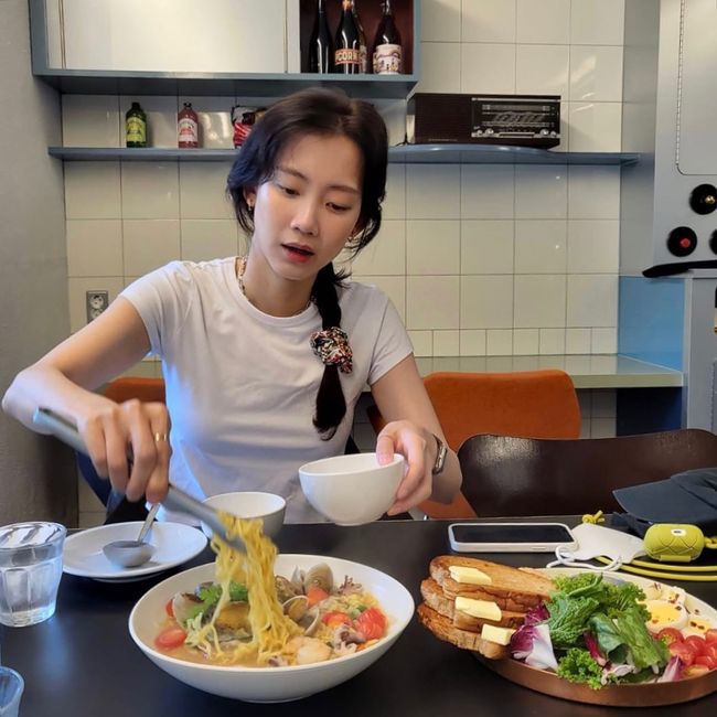신현빈 인스타그램