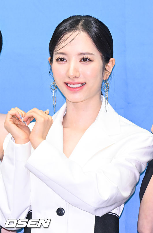 우주소녀 보나가 포즈를 취하고 있다. 2022.07.05 / soul1014@osen.co.kr