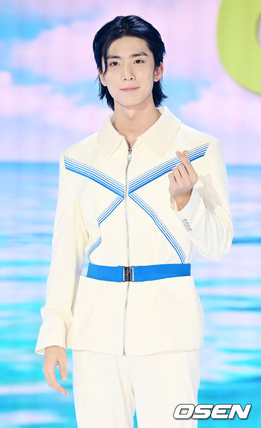 SF9 휘영이 무대 위에서 포즈를 취하고 있다. 2022.07.13 /rumi@osen.co.kr