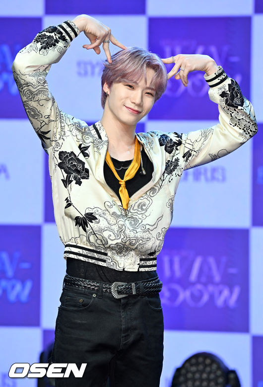 블리처스 크리스가 무대 위에서 포즈를 취하고 있다. 2022.07.20 / rumi@osen.co.kr